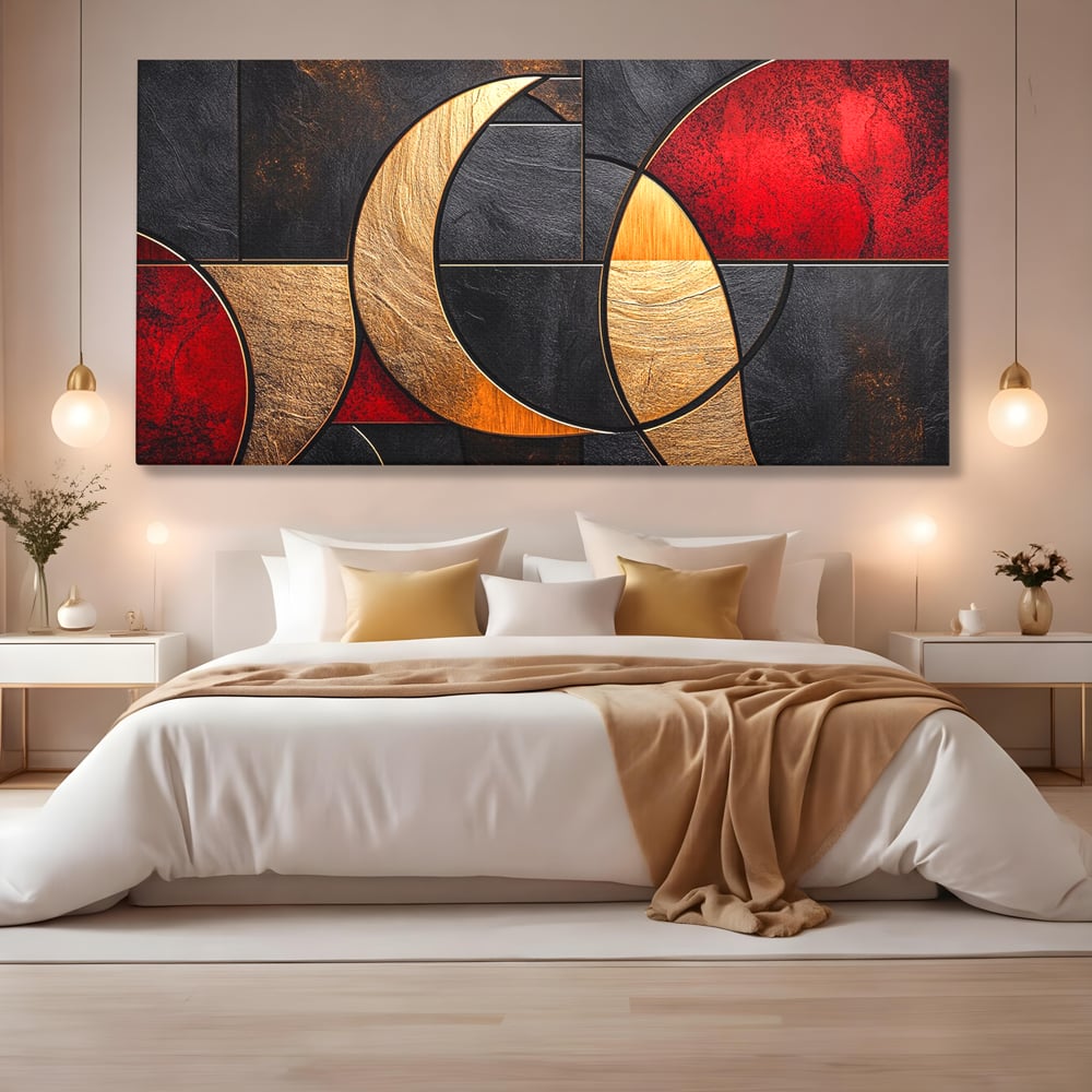 Tablou canvas cu tablou canvas cu forme geometrice aurii si rosii, fara rama, pe sasiu de lemn, pe perete intr-un dormitor